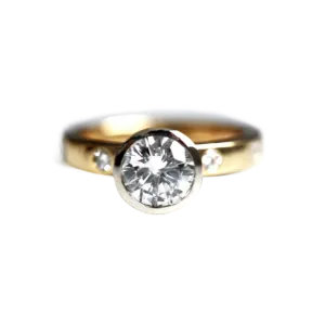 Mixed Metals & Round Cut Diamond Engagement Ring
